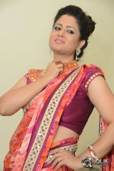 Shilpa Chakravarthy at Bhadram Be Careful Brotheruu Audio Launch